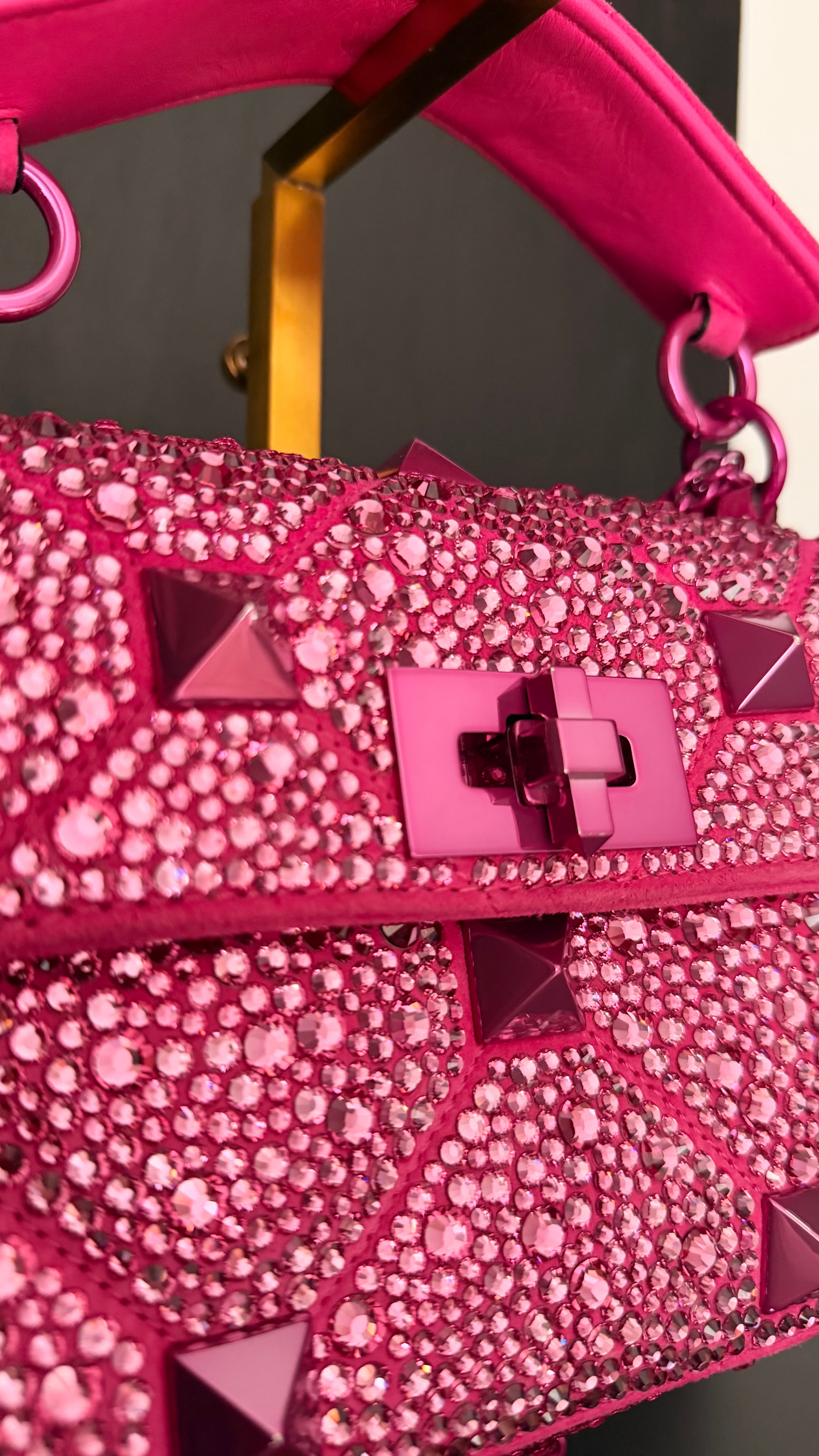 Valentino Garavani Small Roman Stud Shoulder Bag Crystal Pink